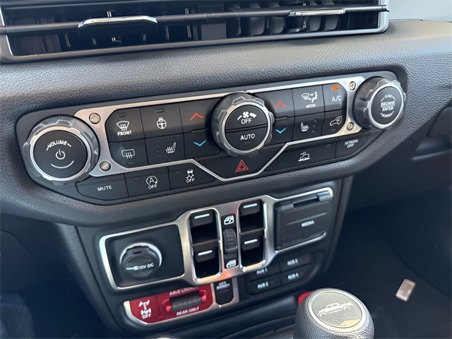 2025 Jeep Gladiator