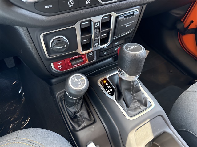 2025 Jeep Gladiator