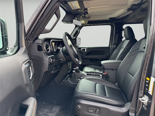 2025 Jeep Gladiator