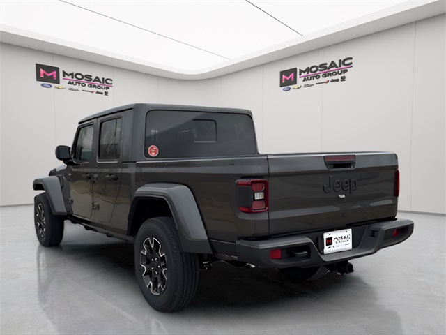 2025 Jeep Gladiator