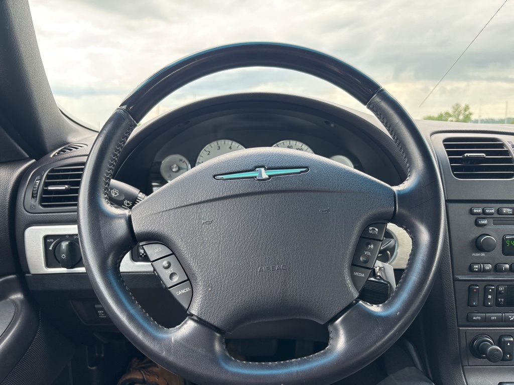 2003 Ford Thunderbird