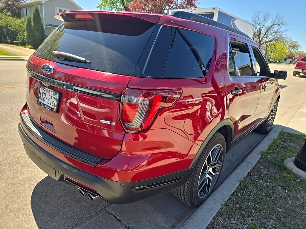 2018 Ford Explorer