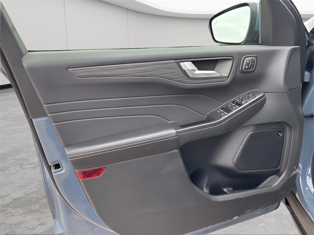 2025 Ford Escape Plug-In Hybrid