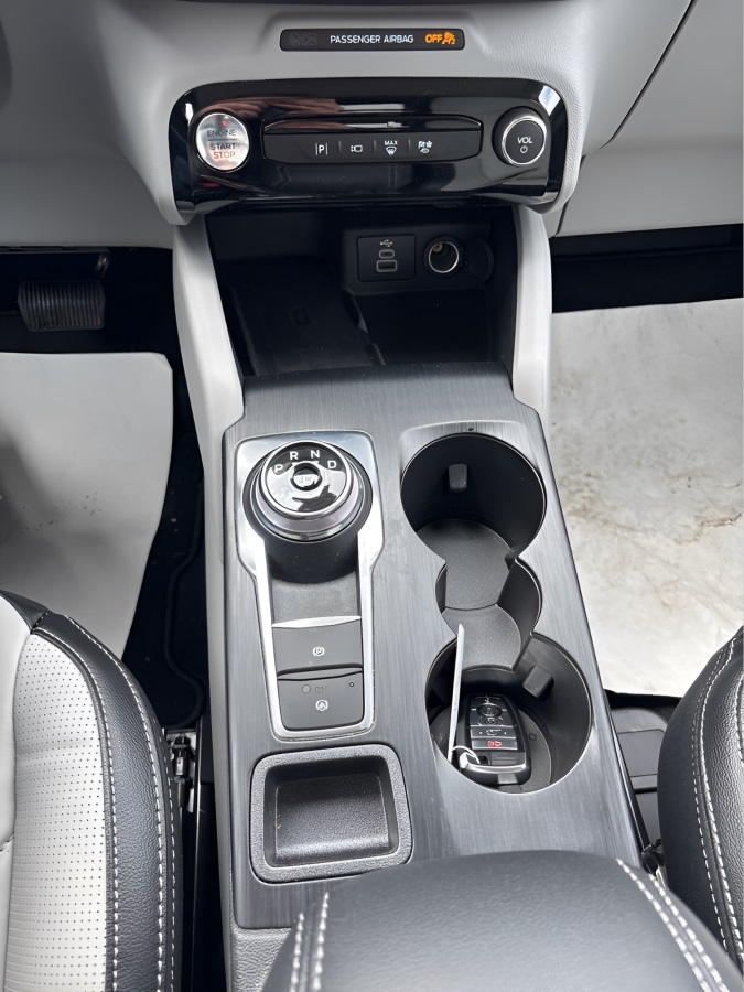 2025 Ford Escape Plug-In Hybrid