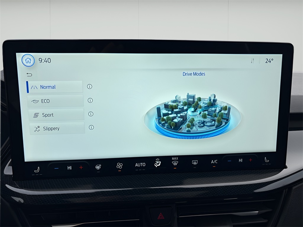 2025 Ford Escape Hybrid