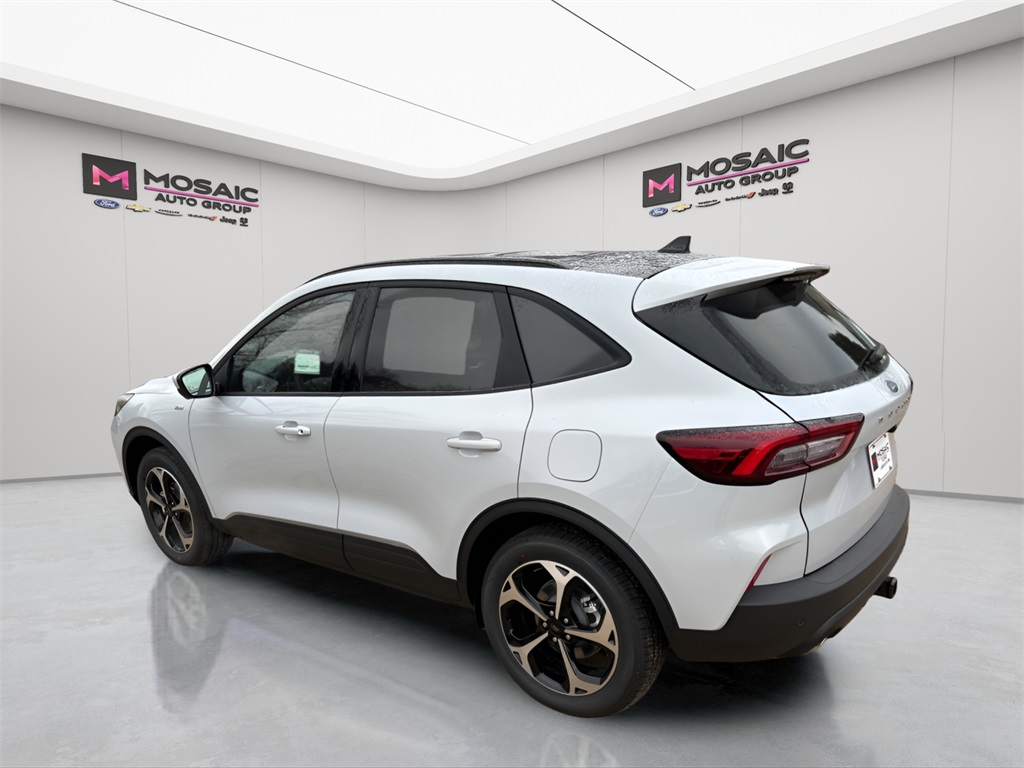 2025 Ford Escape Hybrid
