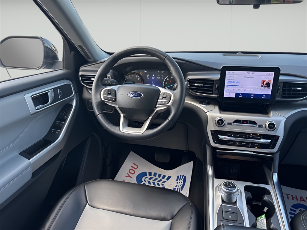 2022 Ford Explorer