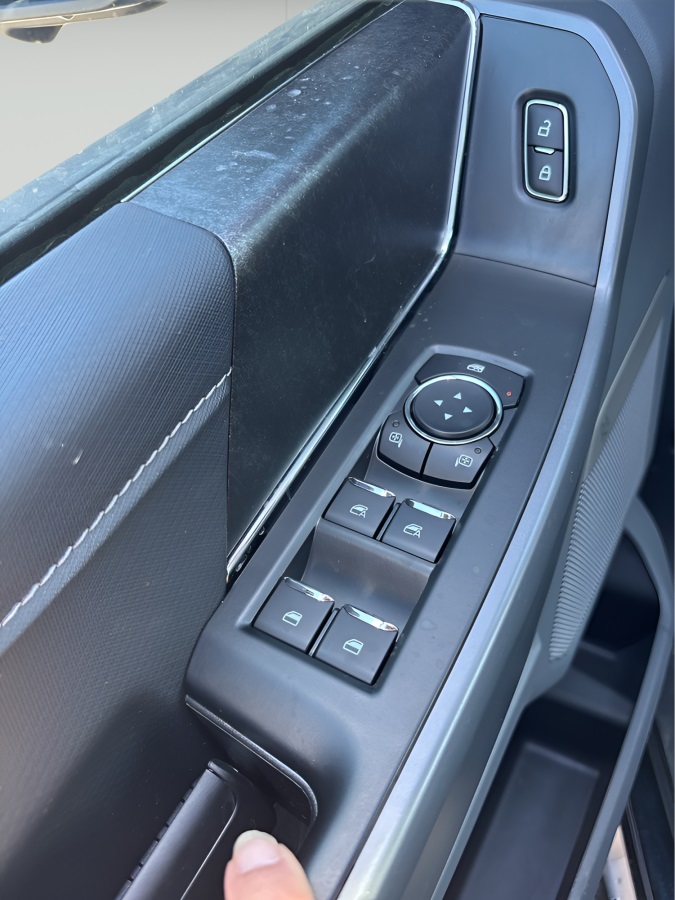 2025 Ford F-150 Lightning