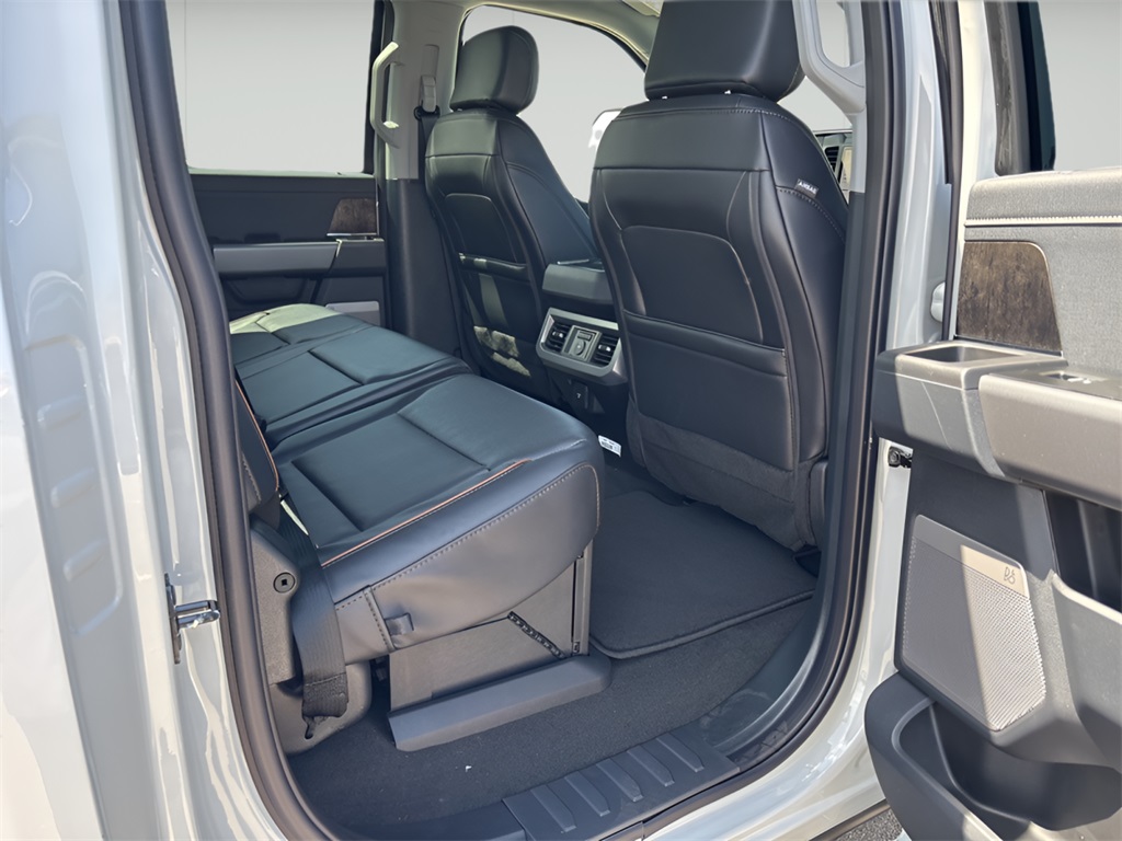 2025 Ford F-350SD