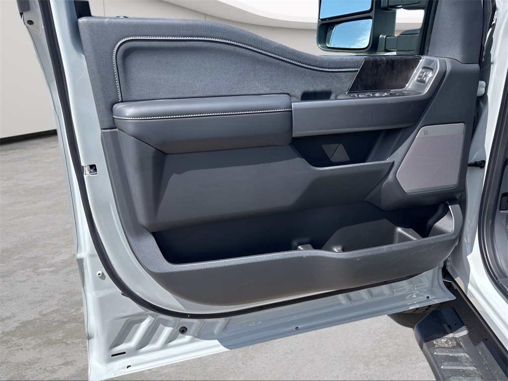 2025 Ford F-350SD