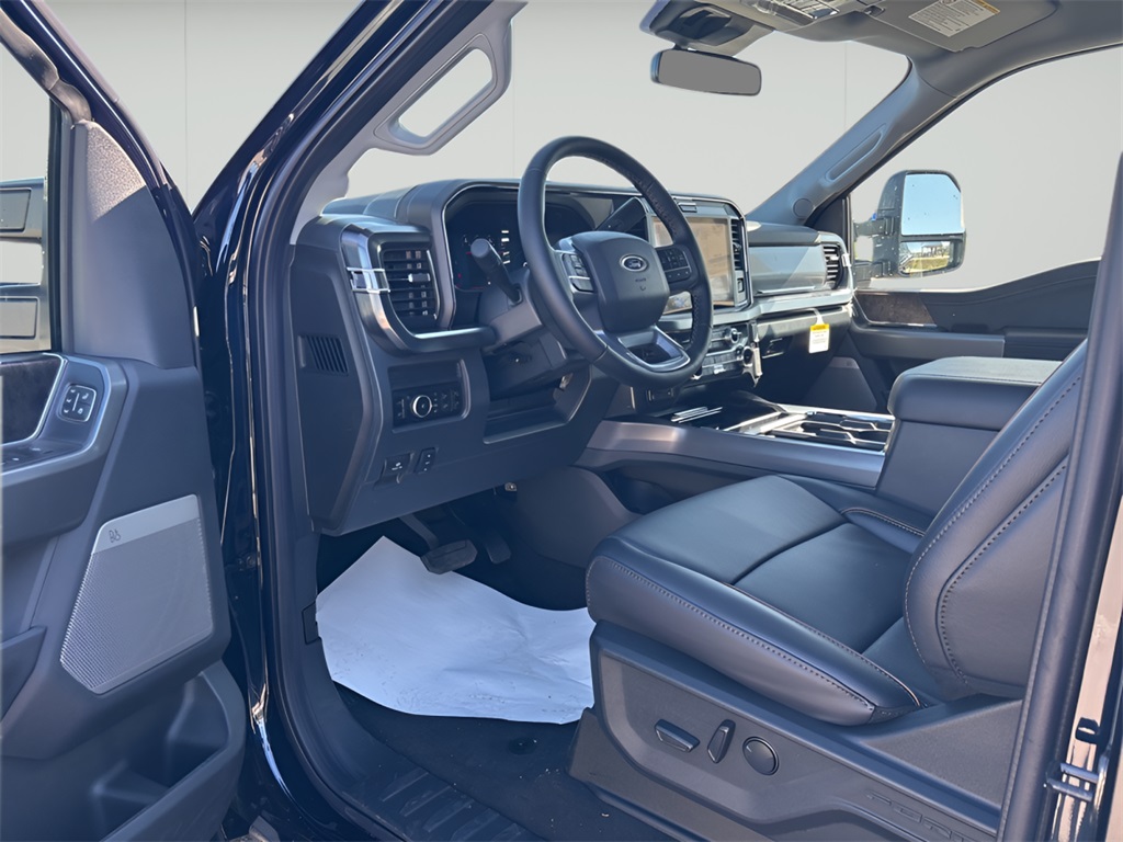 2025 Ford F-350SD
