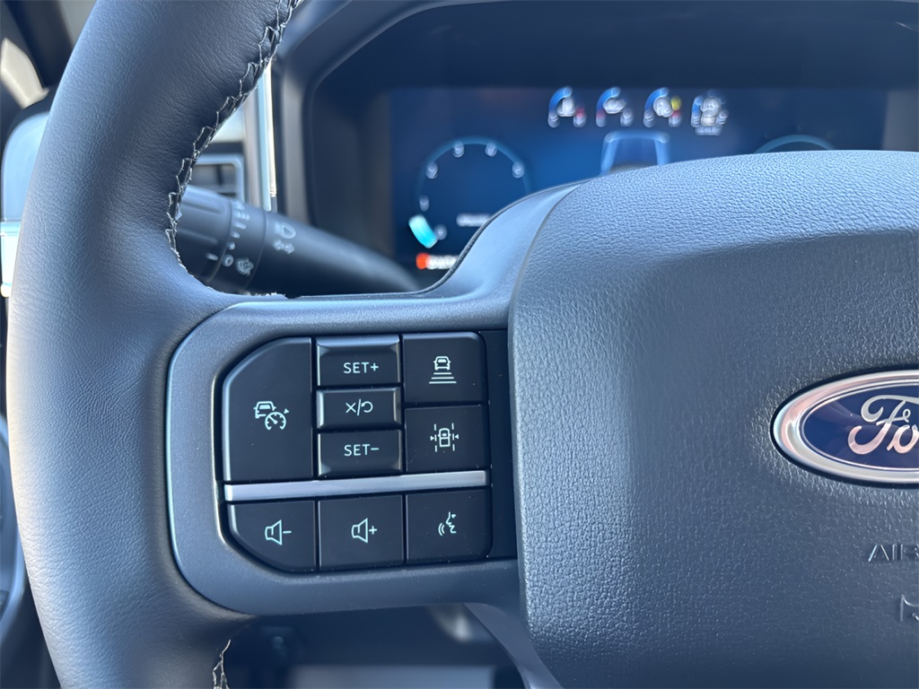 2025 Ford F-350SD