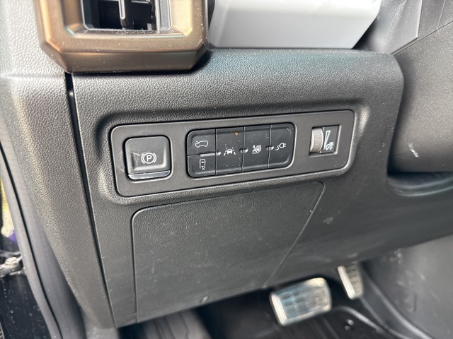 2024 GMC Hummer EV SUV