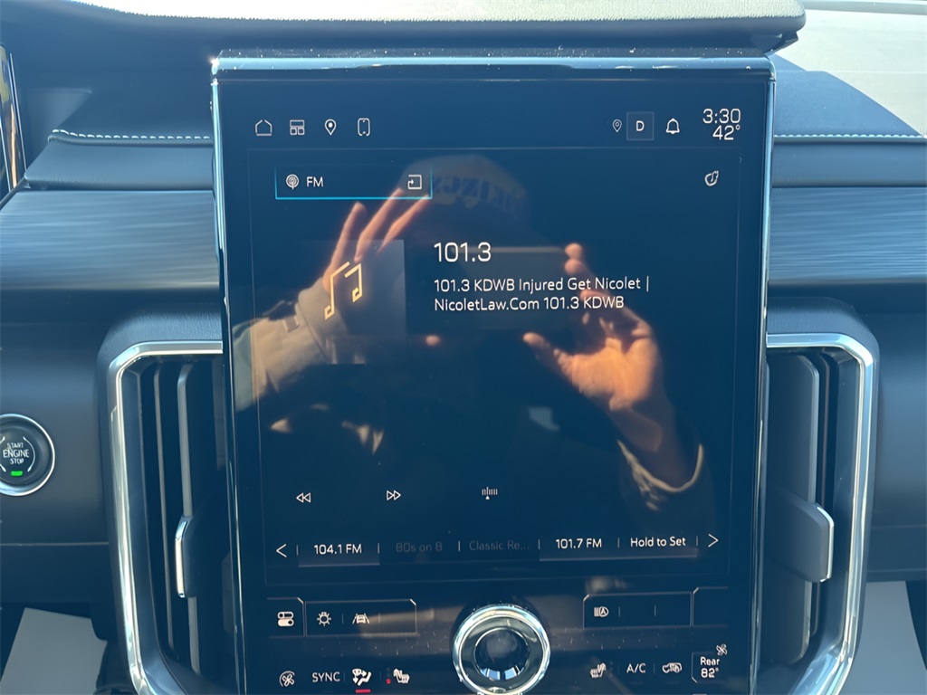 2024 GMC Acadia