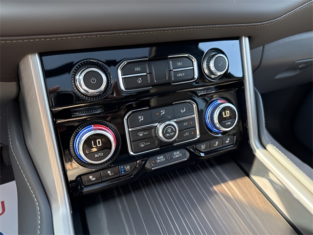 2023 GMC Yukon XL
