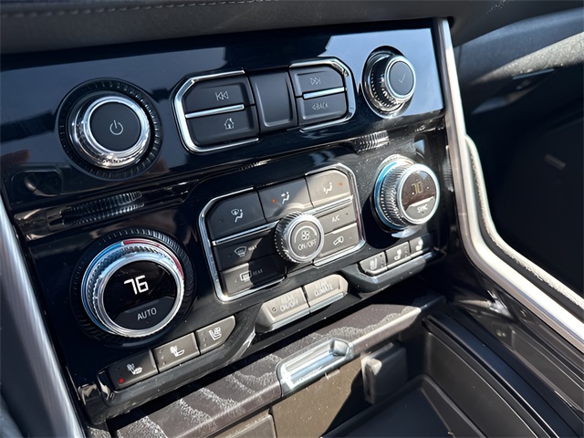 2024 GMC Yukon XL