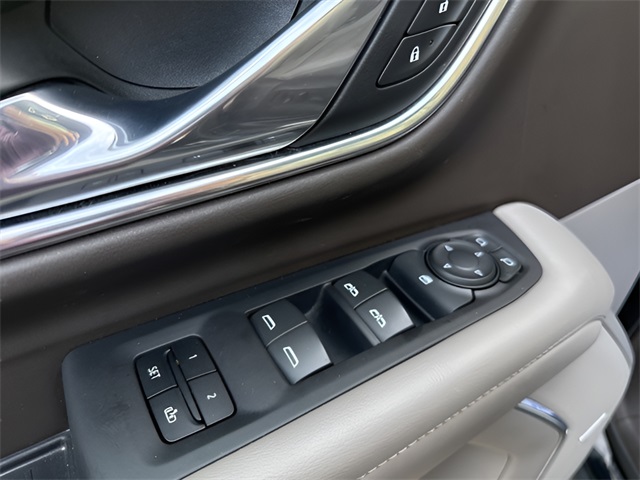 2023 Chevrolet Suburban