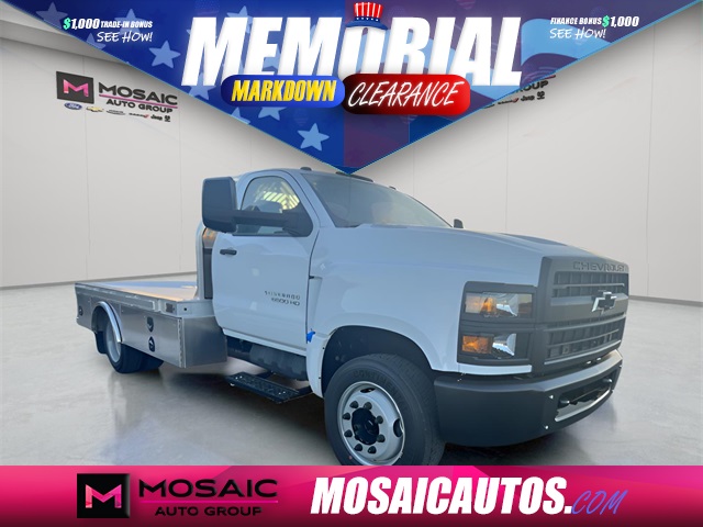 New 2023 Chevrolet Silverado 6500HD 1WT Trucks