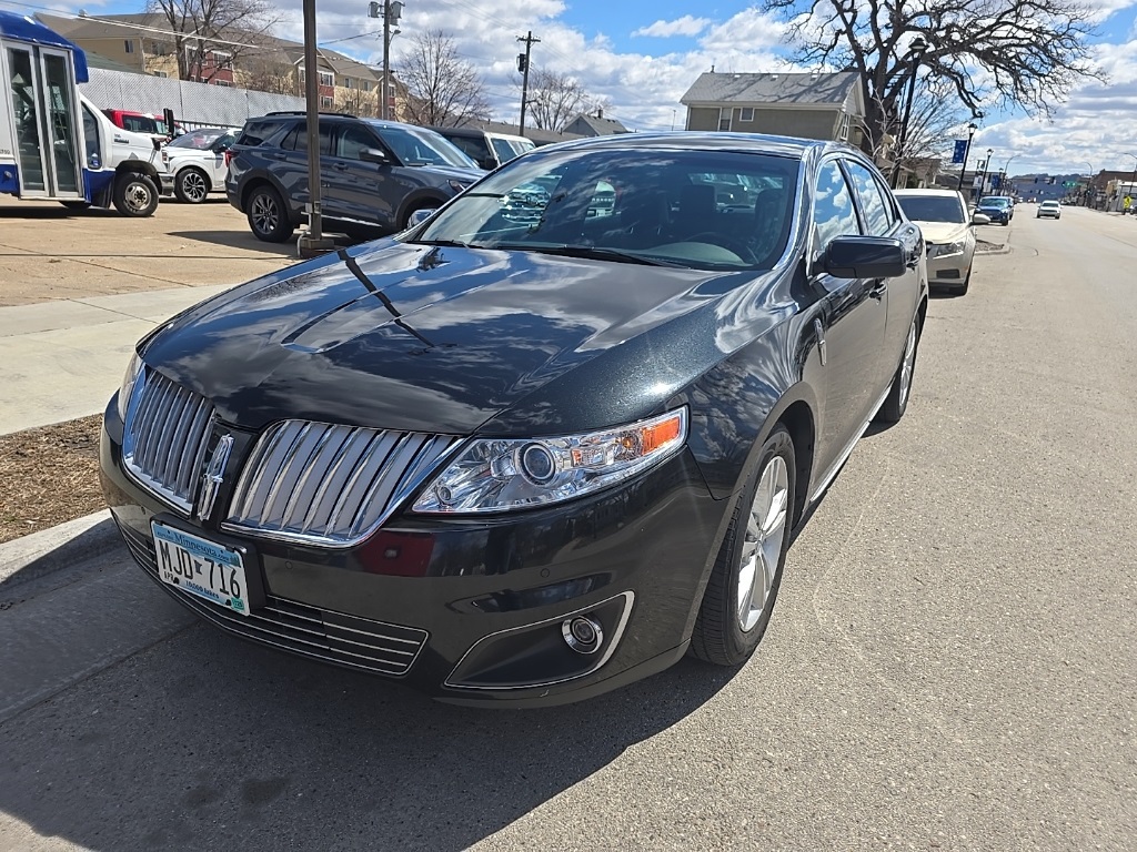 2010 Lincoln MKS