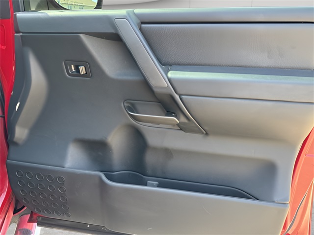 2012 Nissan Titan