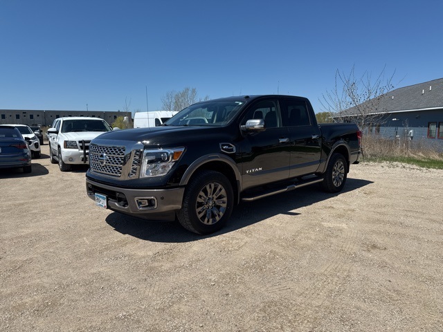 2017 Nissan Titan
