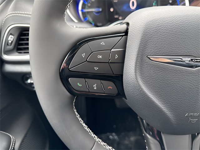 2025 Chrysler Pacifica Hybrid