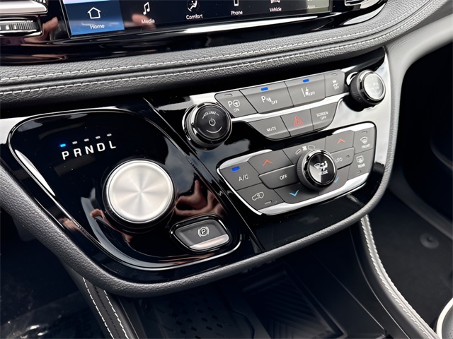 2025 Chrysler Pacifica Hybrid