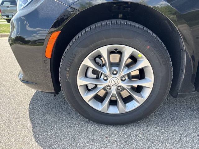 2025 Chrysler Pacifica