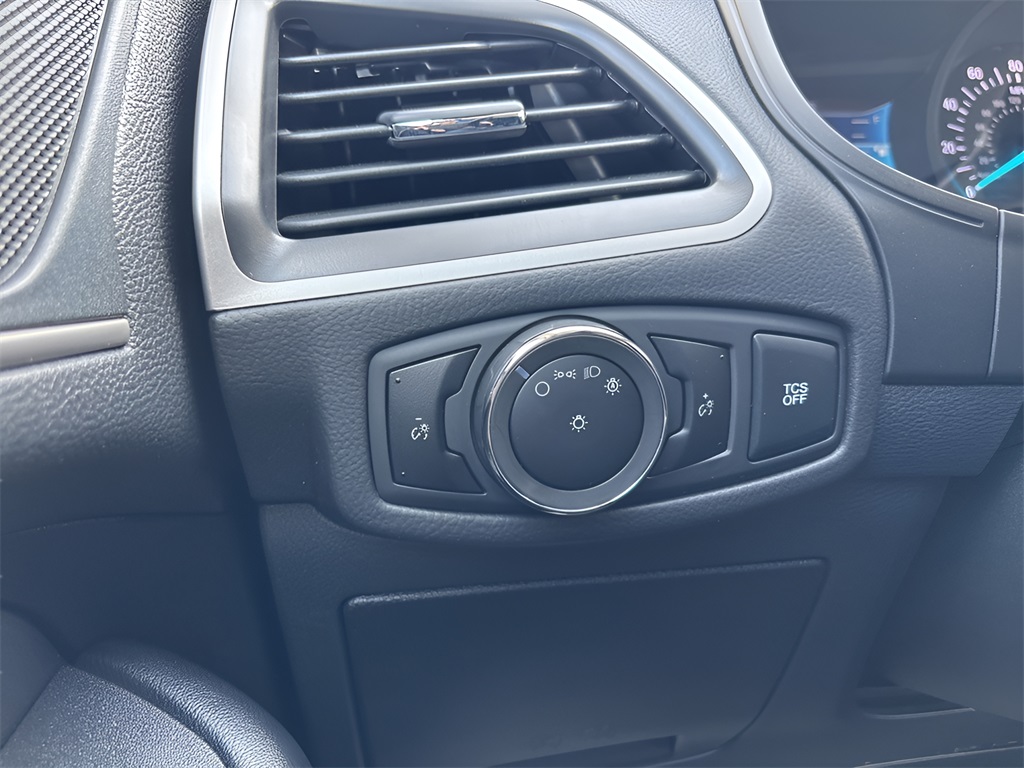 2024 Ford Edge