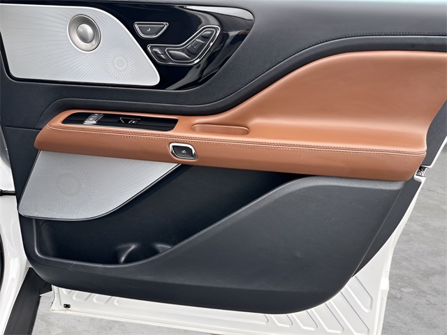 2023 Lincoln Aviator