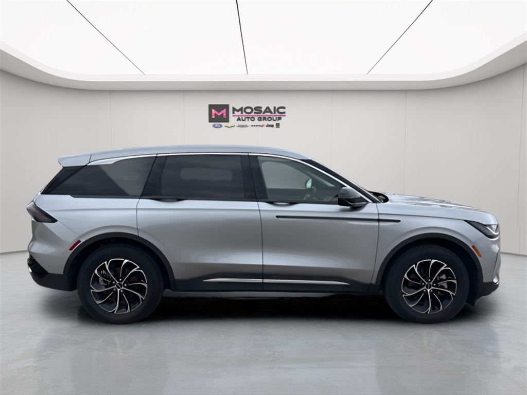 2024 Lincoln Nautilus