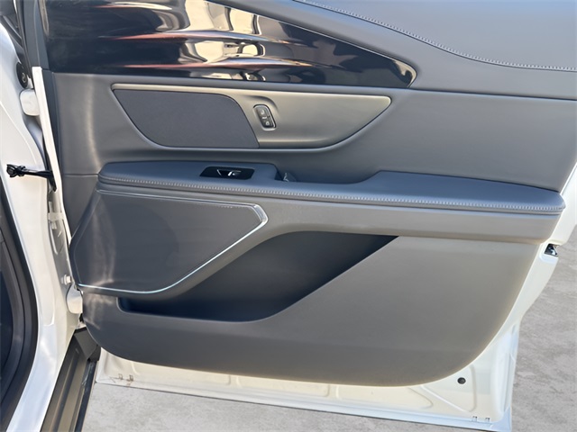 2024 Lincoln Nautilus