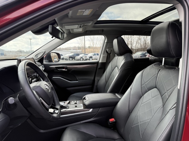 2024 Toyota Highlander Hybrid