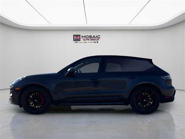 2022 Porsche Macan