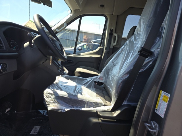 2025 Ford Transit-350