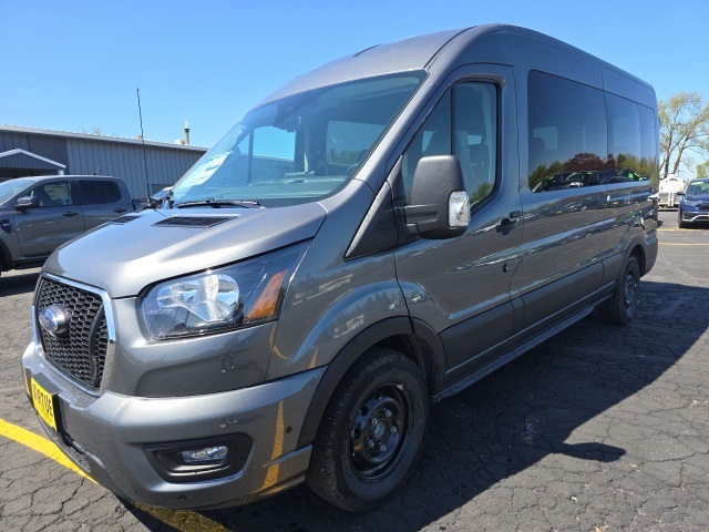 2025 Ford Transit-350