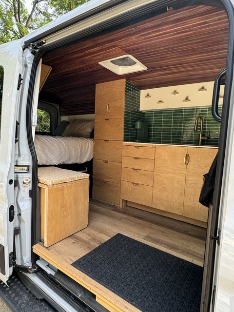 2023 Ford Transit-350