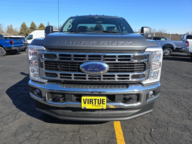 2025 Ford F-350SD