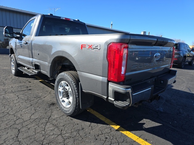 2025 Ford F-350SD